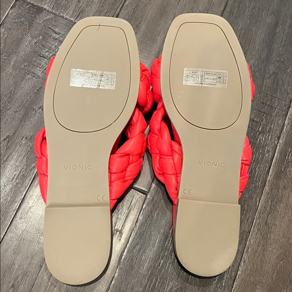 Vionic Braided Cross Strap Slides Kalina color Poppy size 11 - Picture 7 of 7